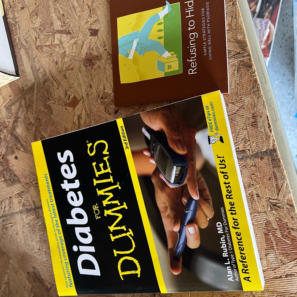 Lot of 2 books about diabetes, Diabetes for Dummies, and Refusing to Hide.